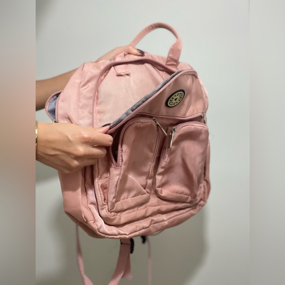 Multi pocket Backpack - Picture 4 of 6